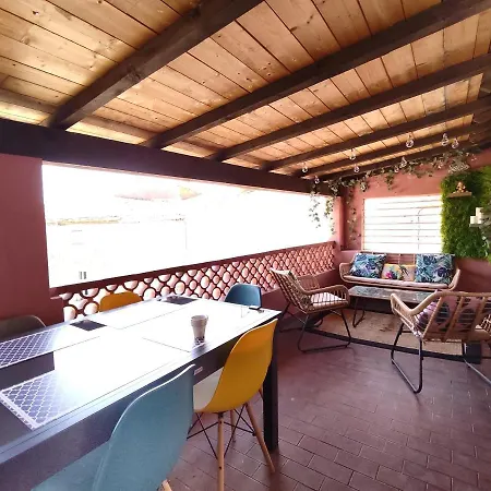 La Casa Rosa